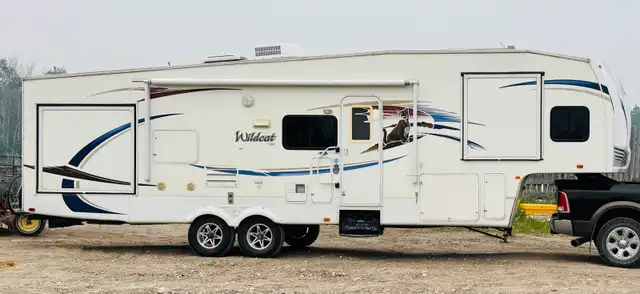 2010 Forest River Wildcat Fifth Wheel
