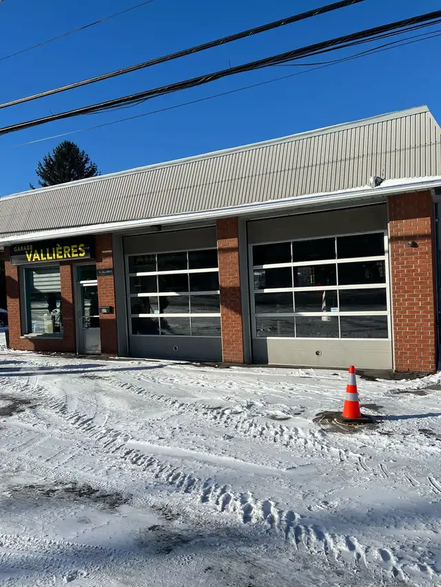 MÉCANICIEN - Photo 2