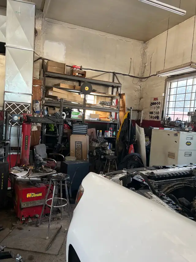 MÉCANICIEN - Photo 3