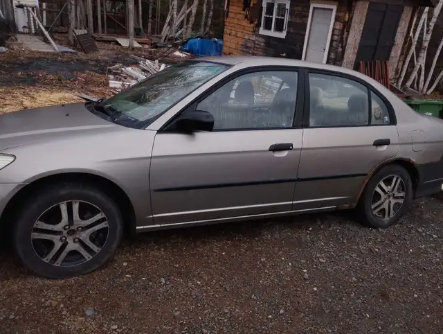 2004 Honda civic 4 dr sedan