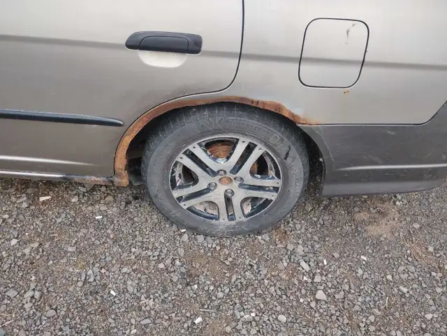 2004 Honda civic 4 dr sedan - Photo 3