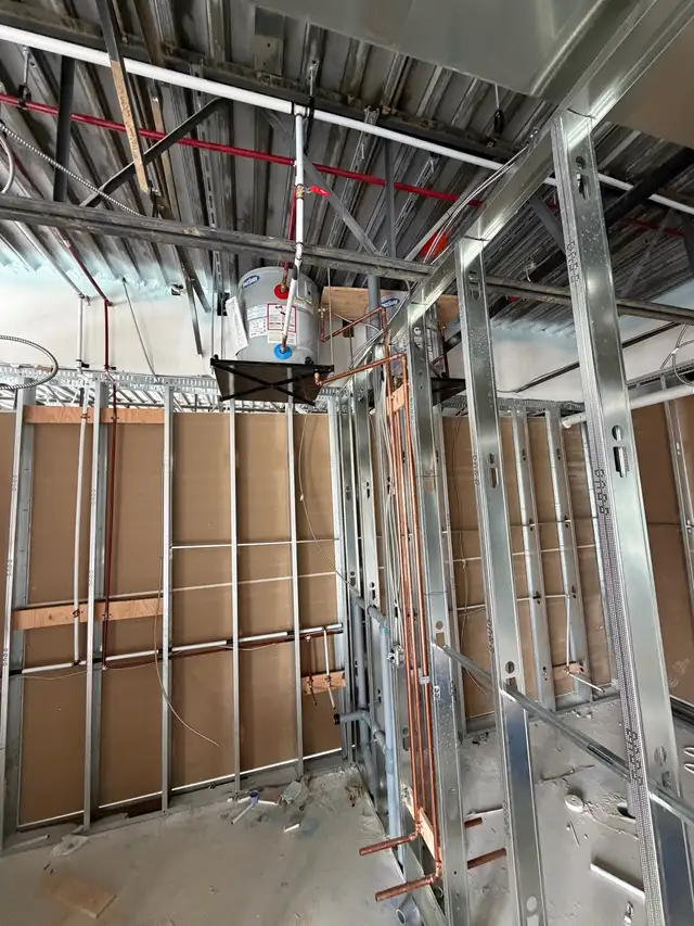 commercial plumbing - Photo 6