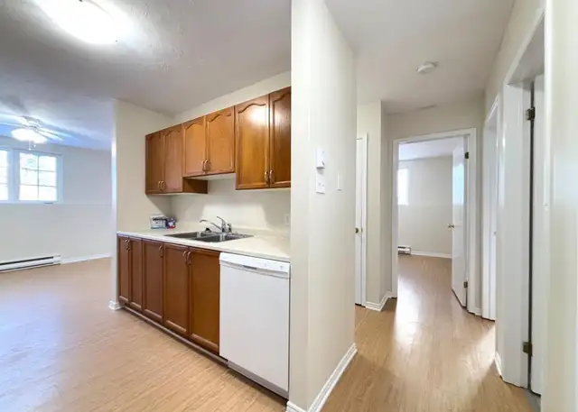 2 bedroom apartment for rent - Photo 2