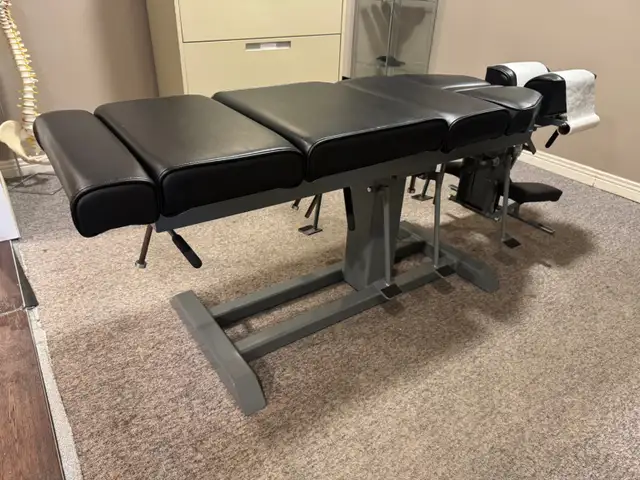 CHIROPRACTIC TABLES FOR SALE!!!!!!!