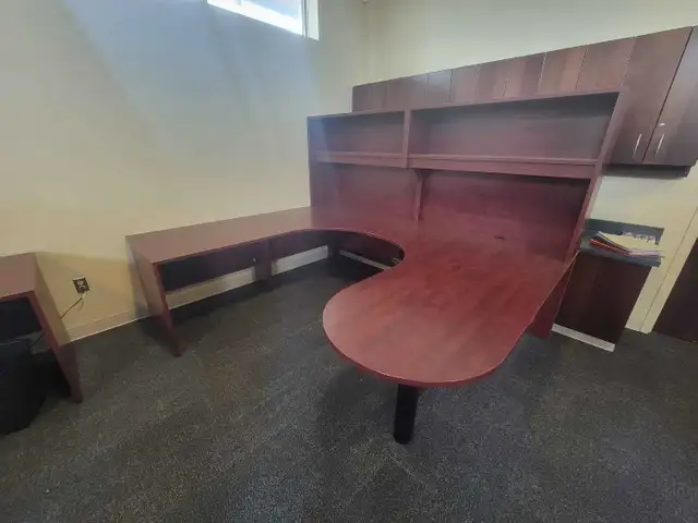 8 foot by 6 wooden desks - Photo 2