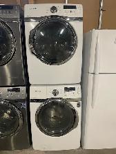 Laveuse sécheuse frontales blanches Samsung ( remis a neuf )