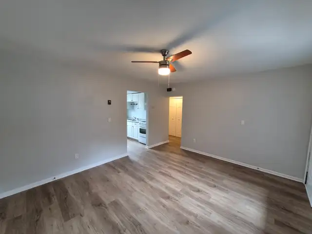 1 Bed 1 Bath Apartment - Photo 6