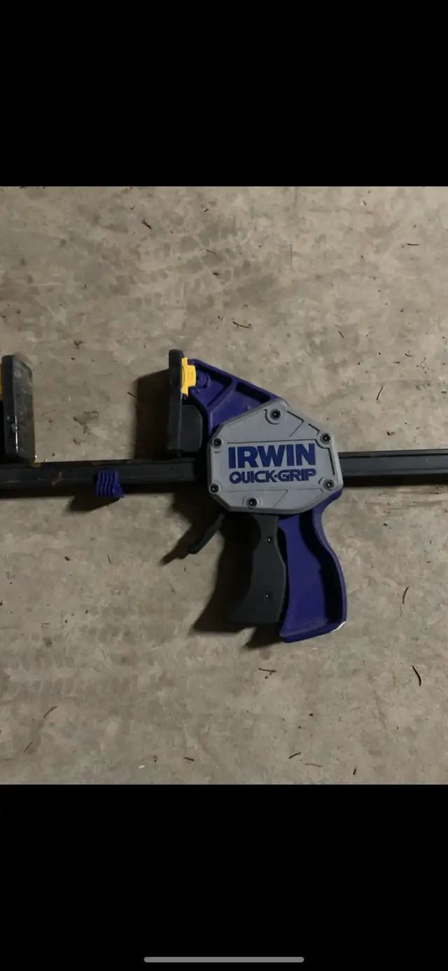 Set of 6 Irwin Quick Clamps. Great condition. 4@34 in. 2@ 45 in. - Photo 2