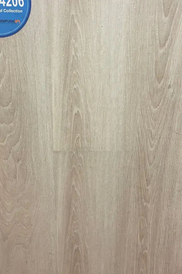 CLEARANCE $1.64/sqft Riche Cream Ivory Oak SPC Flooring