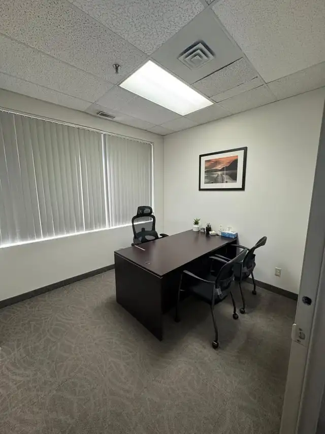 Fully Furnished Office Room for Rent - Photo 4