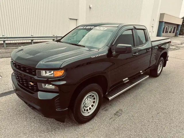 2019 Chevrolet Silverado 1500 Custom Triple Black 4WD - More Tru - Photo 3