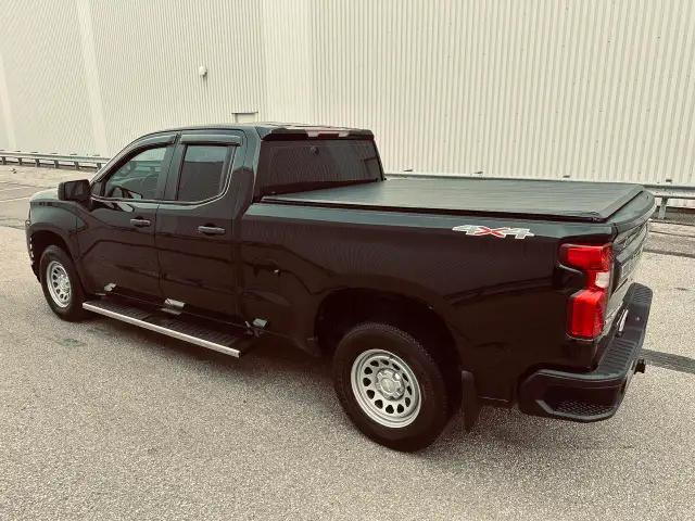 2019 Chevrolet Silverado 1500 Custom Triple Black 4WD - More Tru - Photo 5