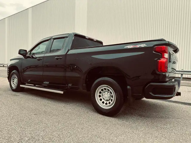 2019 Chevrolet Silverado 1500 Custom Triple Black 4WD - More Tru - Photo 6