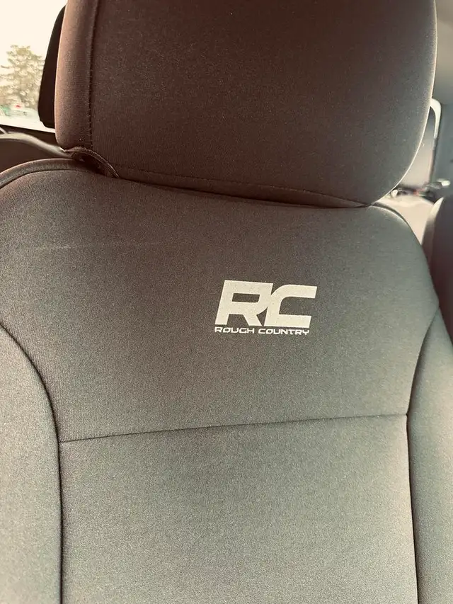 2019 Chevrolet Silverado 1500 Custom Triple Black 4WD - More Tru - Photo 29