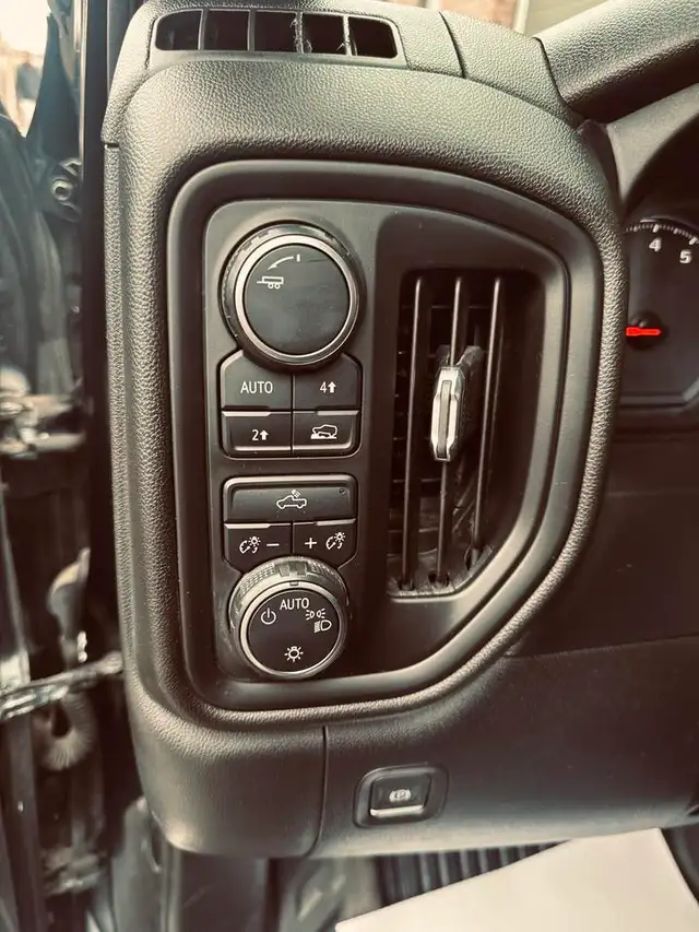 2019 Chevrolet Silverado 1500 Custom Triple Black 4WD - More Tru - Photo 34