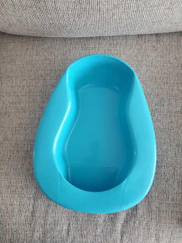 Bedpan, New