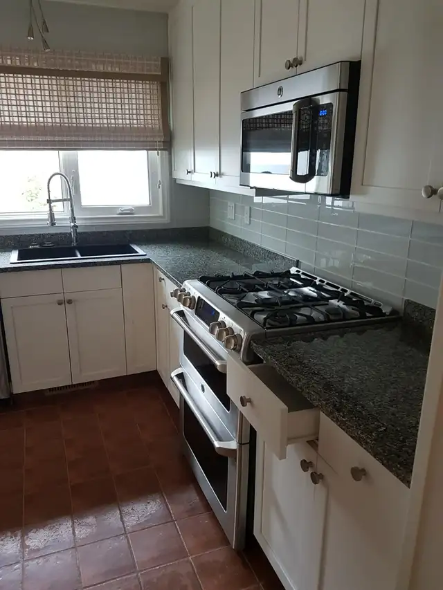 River Heights Bungalow for Rent - Photo 9