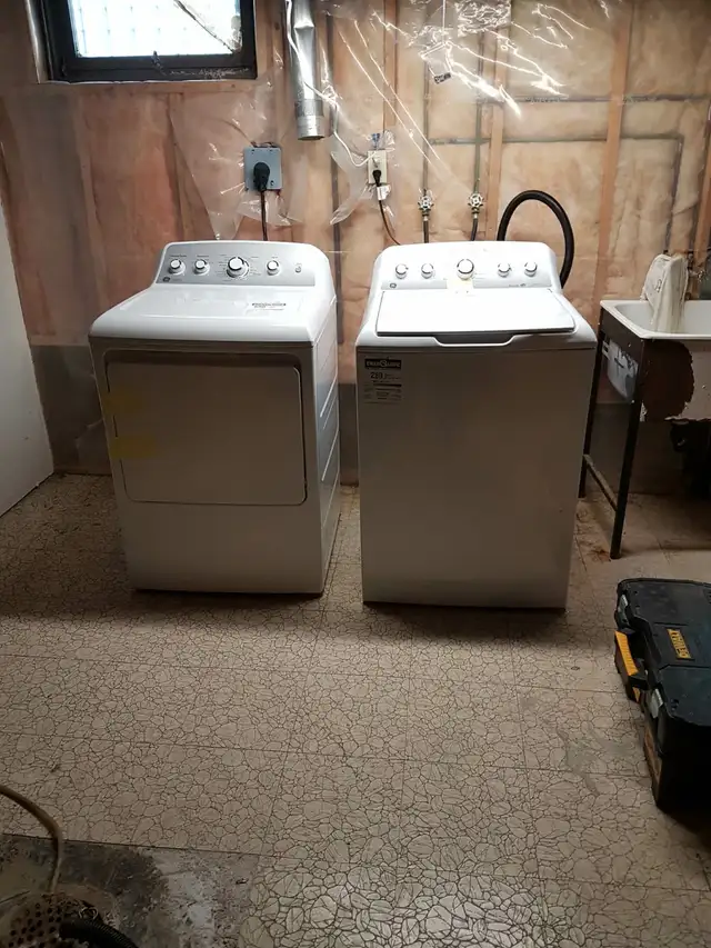 River Heights Bungalow for Rent - Photo 20