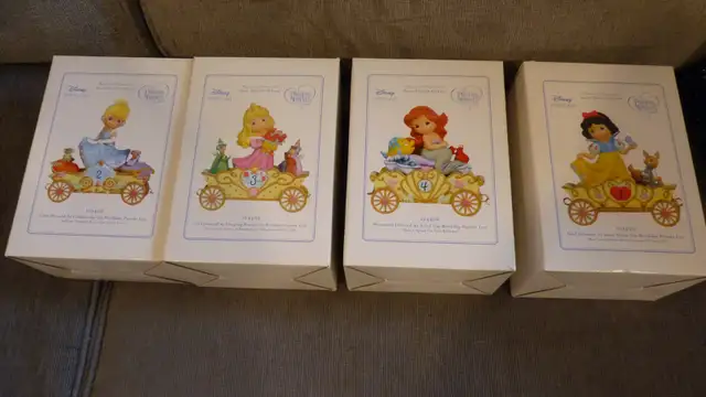 Showcase Disney Precious Moments