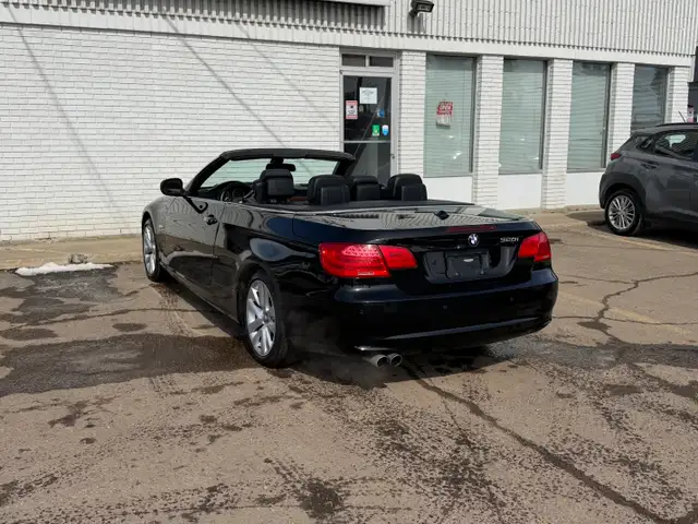 2012 BMW 3 Series| Convertible | Straight 6 | Low Mileage| - Photo 12