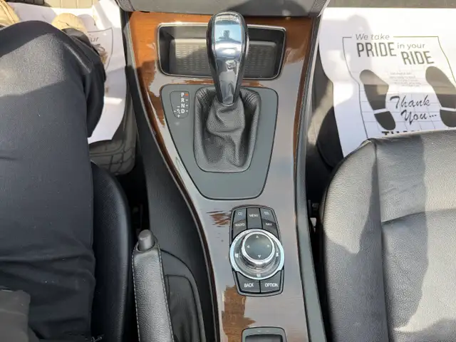 2012 BMW 3 Series| Convertible | Straight 6 | Low Mileage| - Photo 22