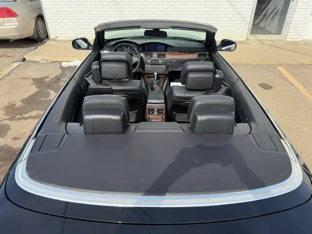 2012 BMW 3 Series| Convertible | Straight 6 | Low Mileage| - Photo 23