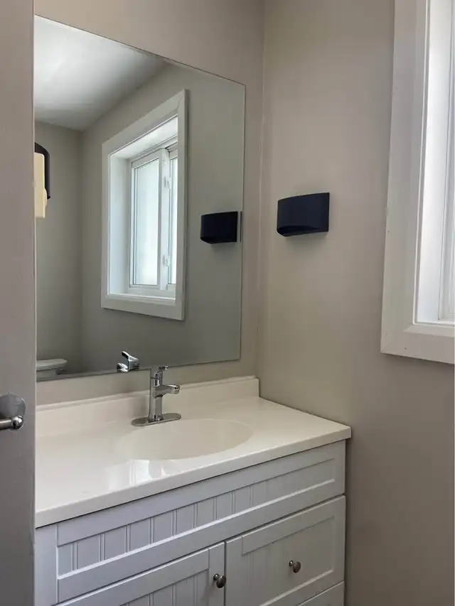 Bright Spacious 2 Bedroom Apartment - Photo 6