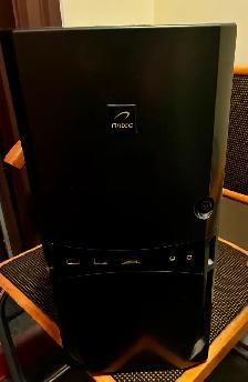 CUSTOM BUILT Desktop for MUSIC Production!