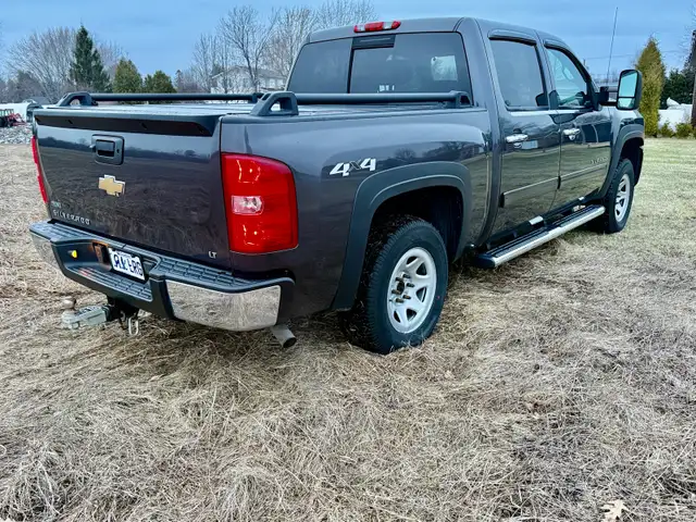 Chevrolet Silverado 2011 4x4 - Photo 3