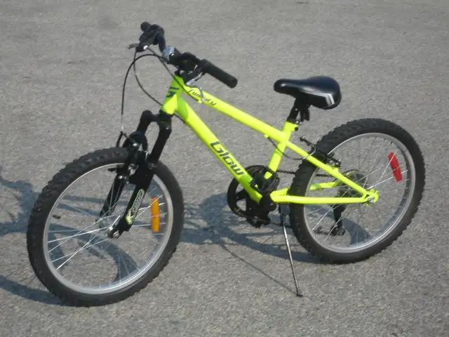 OUTGROWN NOW & GREAT SHAPE BOY'S 20' GLOW 7 SPD WITH SUSPENSION! - Photo 2