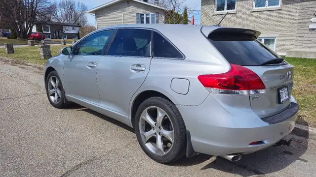 Toyota Venza 2016 - Photo 3