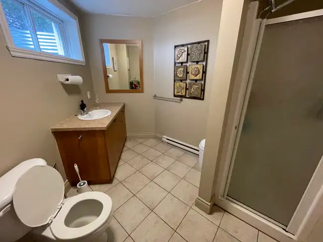 Chambre à louer 645 $ Disponible maintenant en avril ! - Photo 2