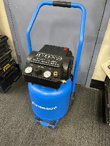 Mastercraft 10 Gallon 150 Psi Shop Compressor