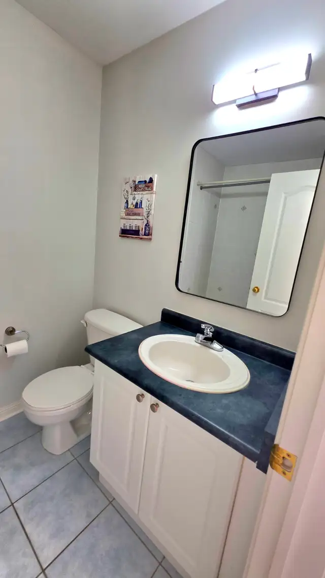 3BR Townhome - Ready to Move In & Travel? - Photo 9