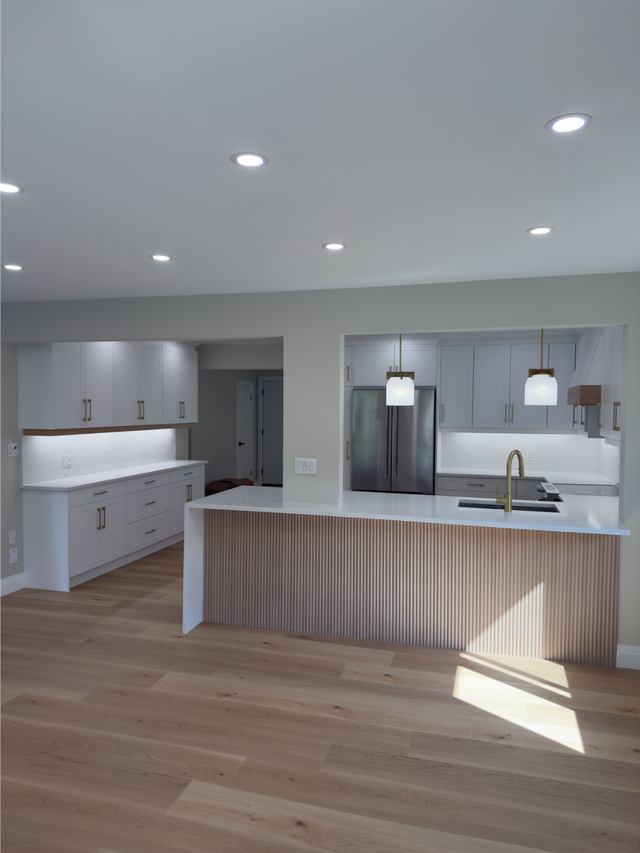 Shoe Pantry, Kitchens, Laundry Cabinets   Office Desks   Quartz