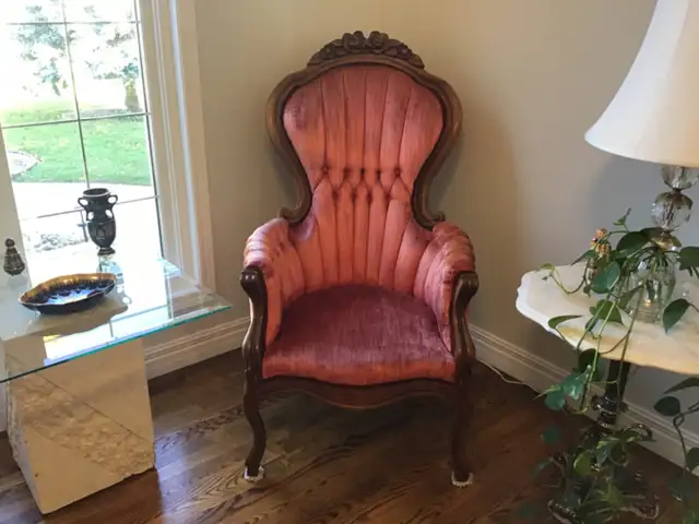 VINTAGE QUEEN ANNE CHAIRS - Photo 7