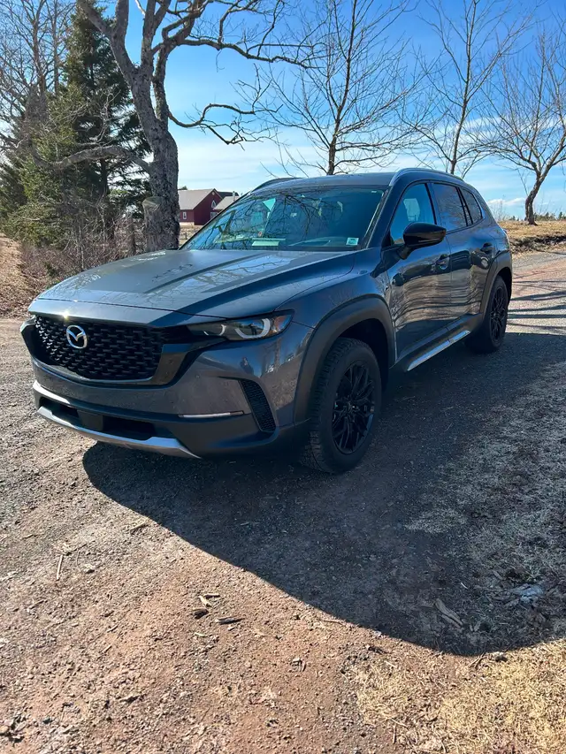 2025 Mazda CX50 Turbo Meridian Edition ONLY 12000 KLMS - Photo 2