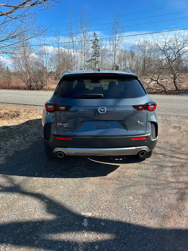 2025 Mazda CX50 Turbo Meridian Edition ONLY 12000 KLMS - Photo 4