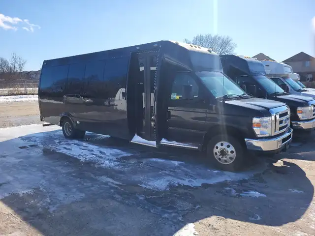 Propane or Gas SAVE $$. 2013 Executive Bus 24 PAX