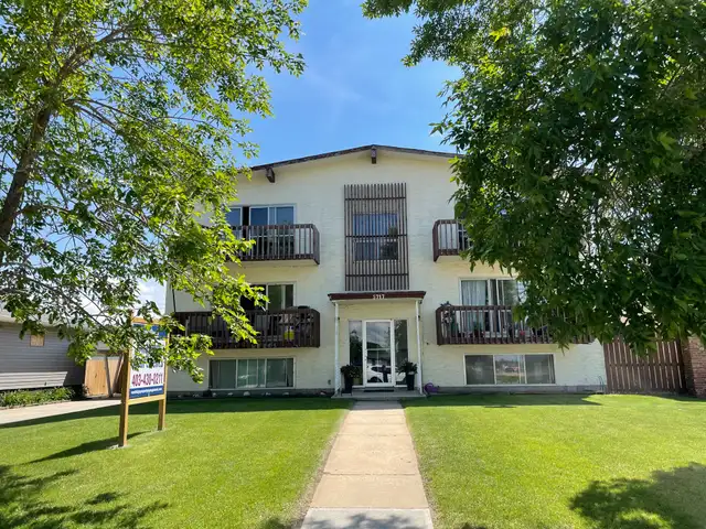 2 Bedroom Apartment in Stettler - Photo 3