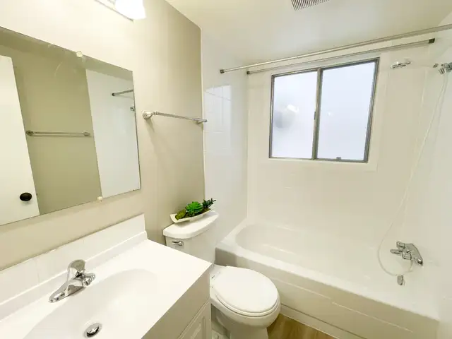 2 Bedroom Apartment in Stettler - Photo 9