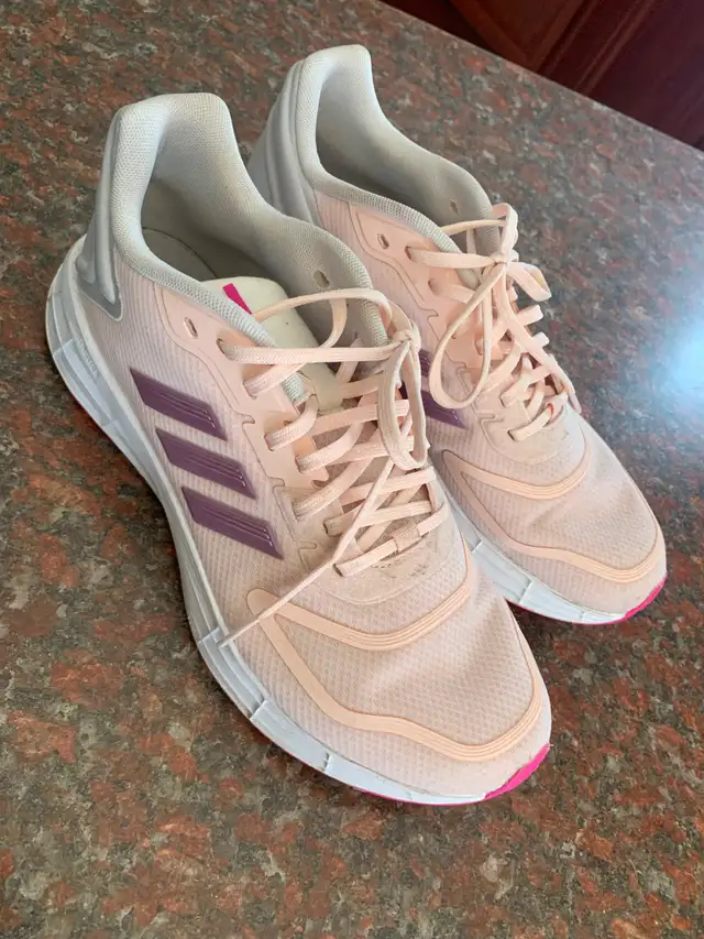 Souliers de marque - Photo 2