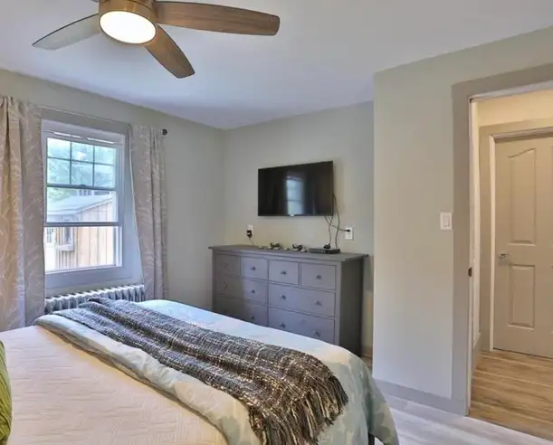 UTILITIES INCLUDED. 3 Bedroom 1 Bath For Rent Downtown Kitchener - Photo 10