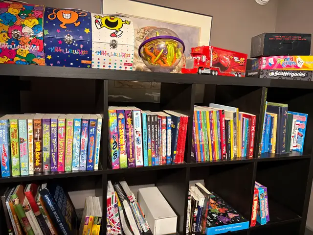 Lot de livres à vendre (ensemble ou séparément) - Photo 2