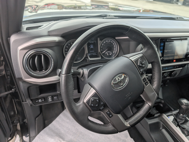 2019 Toyota Tacoma Limited 4x4, - Photo 14