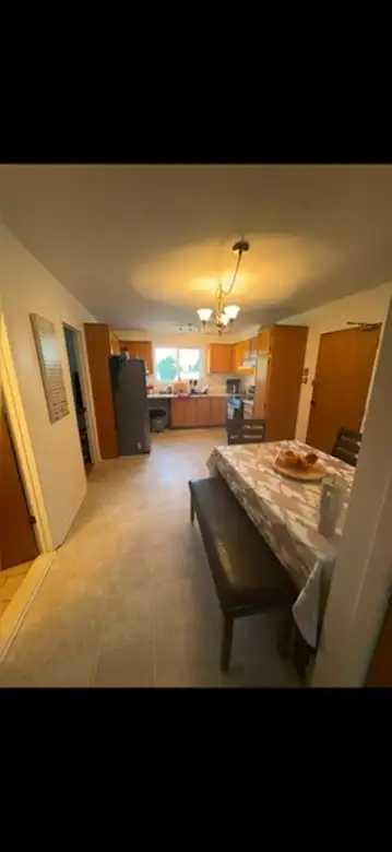 Pointe-aux-trembles beau grand 4 1/2 situé à l'étage - Photo 6