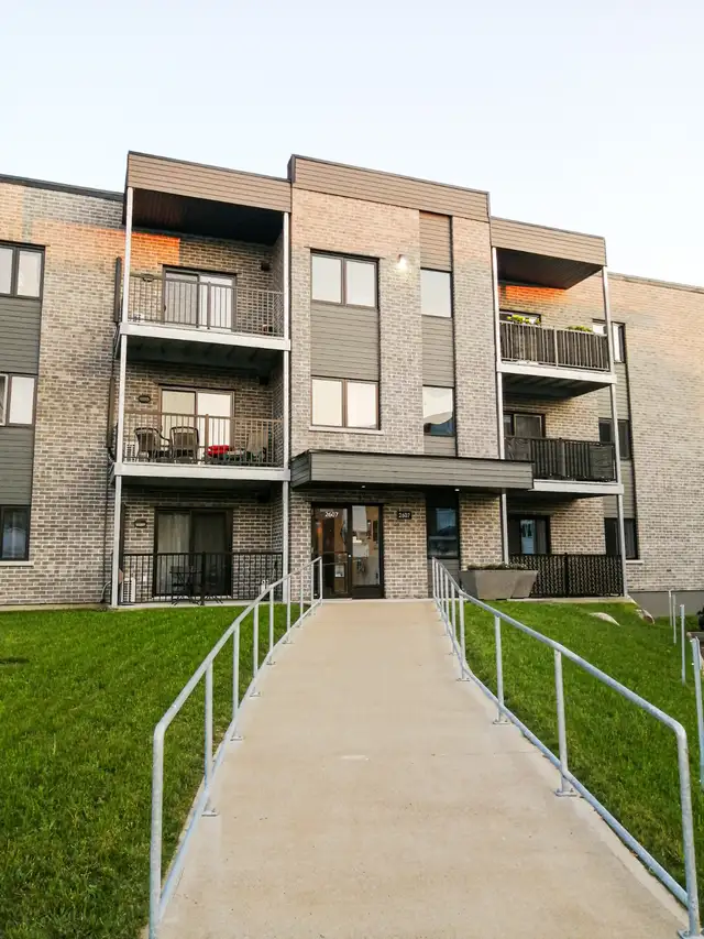 3 ½ Boul. Bastien, près des Galeries de la Capitale - Photo 10