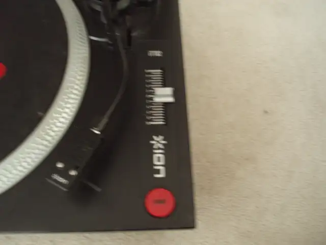 TURNTABLE -  ION STUDIO - Photo 2