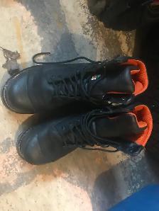 Brand New Timberland Men's Steel Toe 6 Inch Leather steel toe Wo