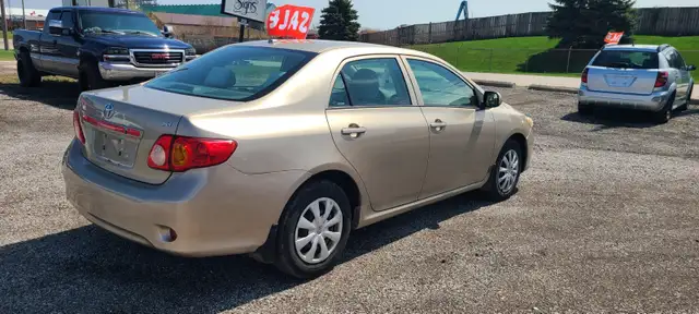 2009 Toyota Corolla CE - Photo 4
